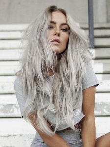 capelli grigi | danys fashion | tendenze capelli