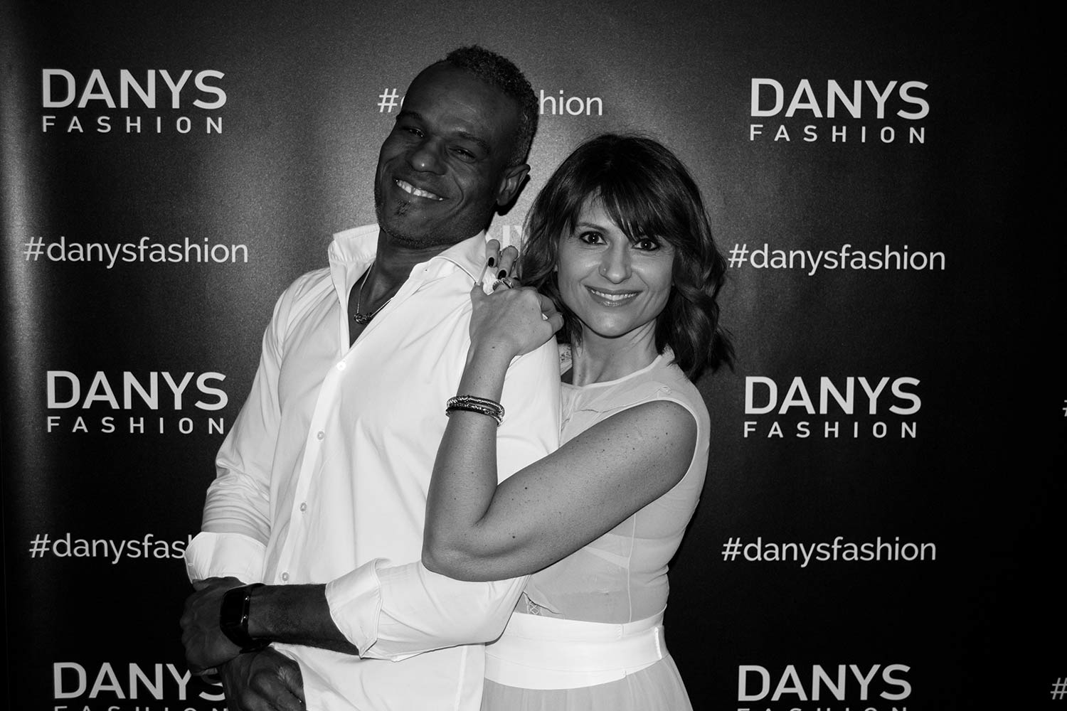 NoName Parfum Danys Fashion Daniela e Osniel
