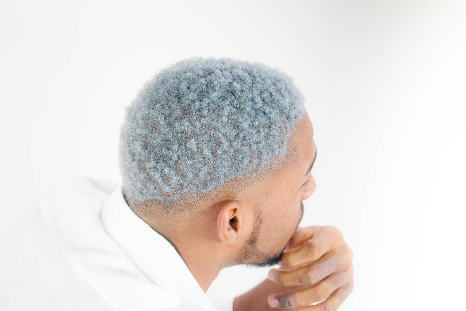 Colorazione capelli grigi uomo, Shooting Pastel | Danys Fashion Carpi